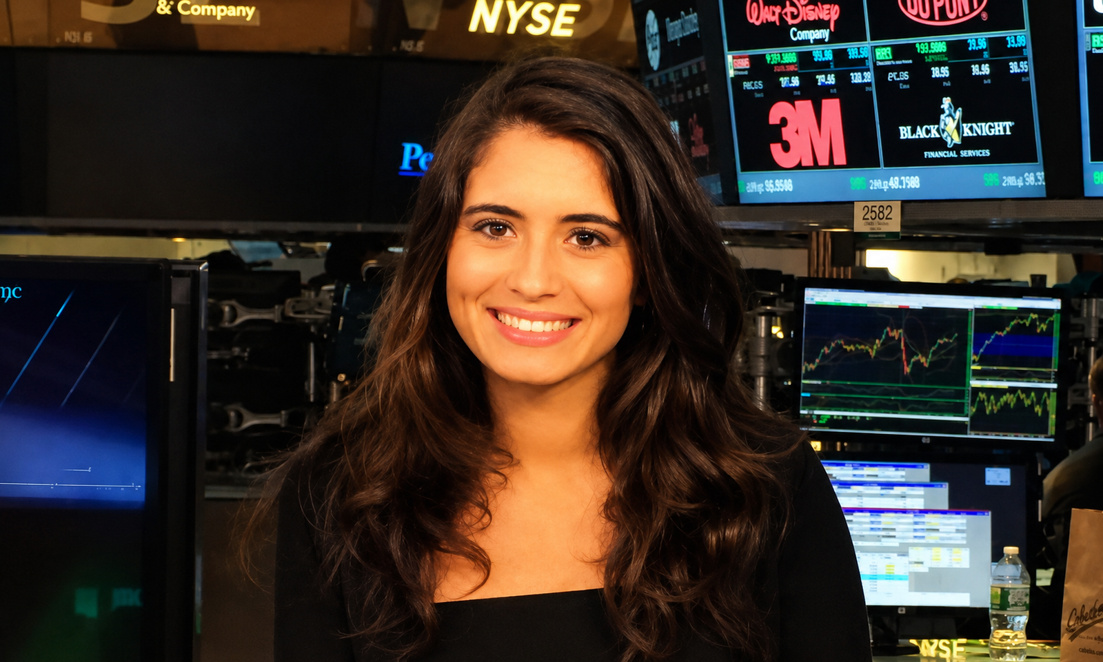 Krysia Lenzo career and net worth overview