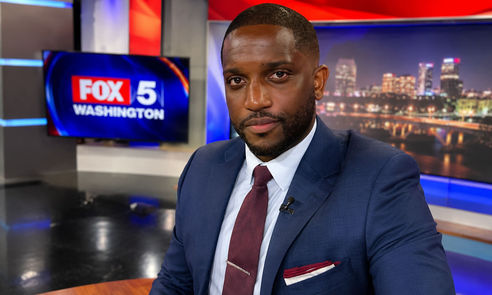 Ike Ejiochi Net Worth and award-winning reporting career