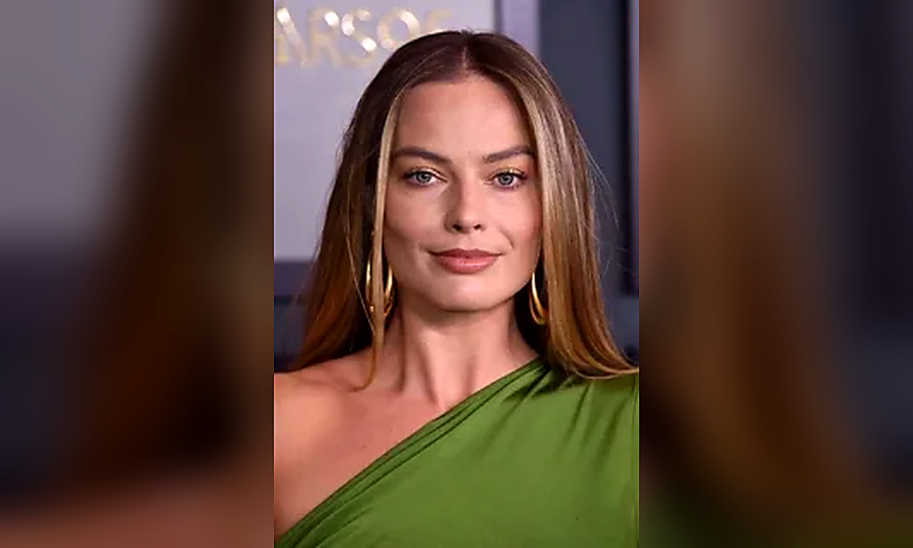 Margot Bossus Net Worth with professional hunting and guiding experience